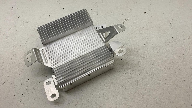 ⭕ 21-23 Model S X Plenum External Audio Speaker Amplifier Sound 149047