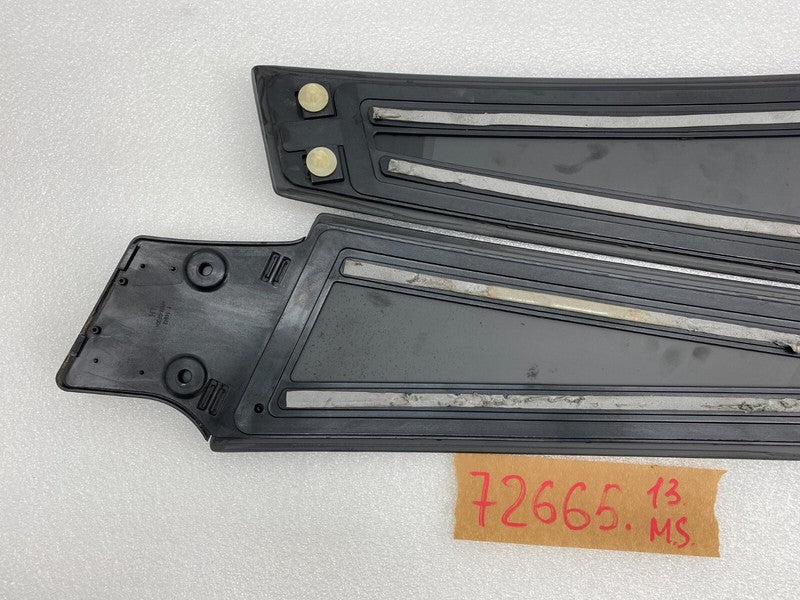 14942 ⭕ 12-15 Tesla Model S Left and Right Side B-Pillar Molding Applique Glass Trim