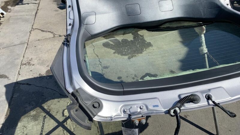 ⭕ 2018-2022 Toyota CHR Rear Trunk Lid Liftgate Tailgate Panel Assembly Silver