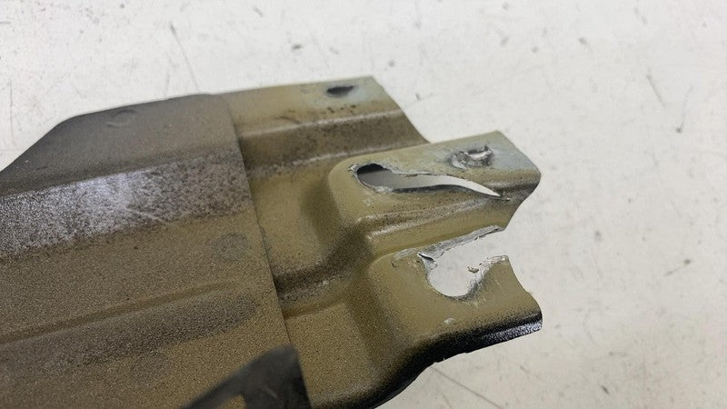 1092305-00-C ⭕ 17-24 Model 3 Front Passenger Fender Mount Support Bracket Right 1092305-00-C