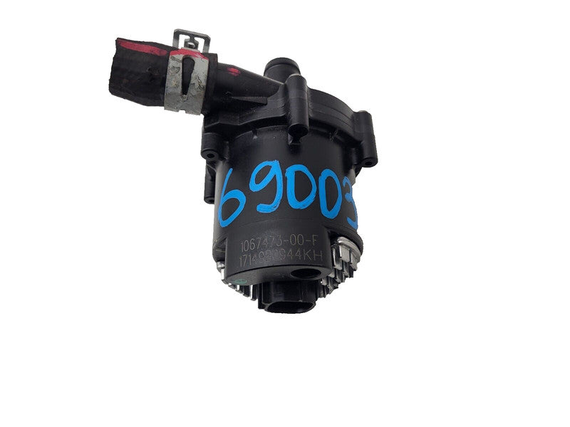 106747300F ⭕ 2012-2020 Tesla Model S Coolant Water Pump Assembly Foam Isolated 1067473-00-F