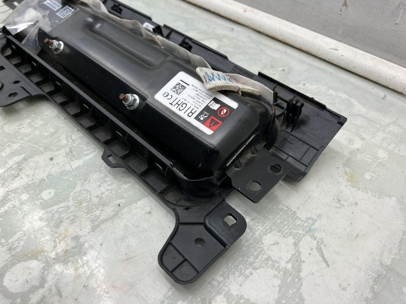 1077826-00-D ❇️17-23 Tesla Model Y 3 Right Knee Airbag Passenger Safety Module RH OEM 1077826