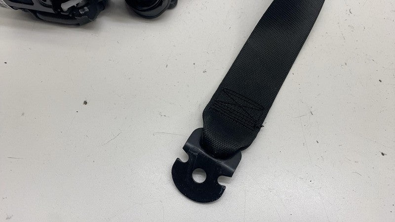 ⭕ 2014-2015 Mercedes-Benz B Electric Drive Rear Right Seatbelt & Retractor Assy