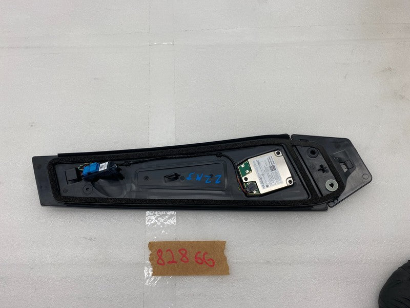 110044100E ⭕17-23 Model 3 Right B-Pillar Applique Glass Trim Molding w/ Camera 1100441-00-E
