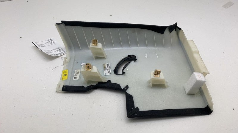 PT00001378 ⭕ 2022-2024 Rivian R1T Left Side C-Pillar Upper Trim Panel Cover LH PT00001378