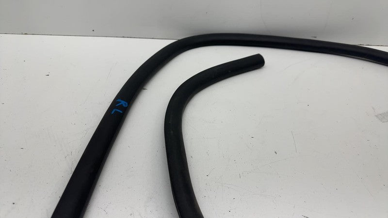 LJ8BR253H10AD ⭕ 21-24 Mustang Mach-E Front Door Body Weatherstrip Rubber Seal LJ8B-R253H10-AD
