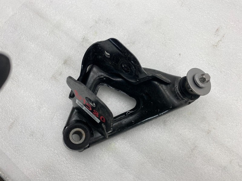111023200C ⭕ 2017-2023 Tesla Model 3 Y Front Right Side Drive Unit Motor Mount 1110232-00-C