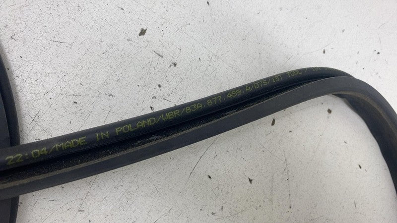 ⭕ 19-23 Audi e-Tron Sunroof Upper Sun Roof Weatherstrip Rubber Seal 83