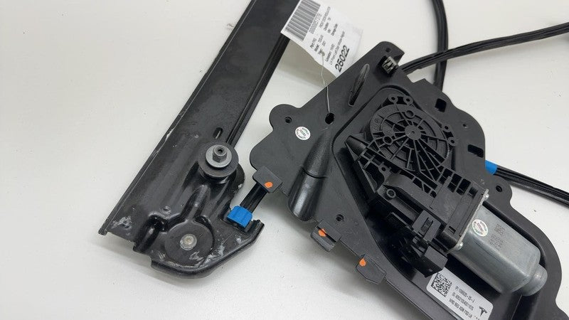1096620-20-J ⭕ 2017-2023 Tesla Model 3 Front Left Door Window Regulator & Motor 1096620-20-J