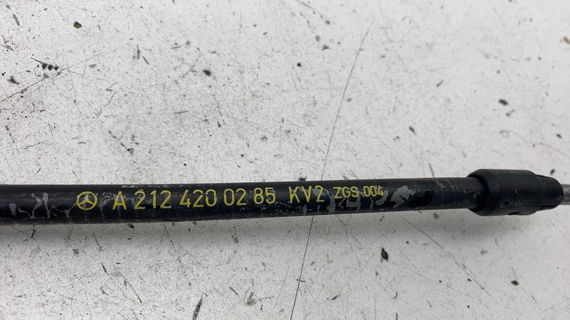 A 212 420 02 85 10-16 Mercedes E350 E-Class Emergency Parking Brake Center Cable Line A212420028