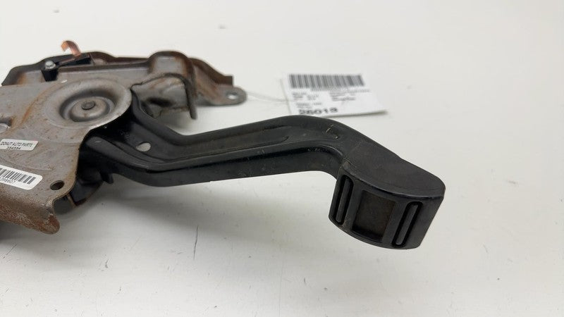 23398607 ⭕ 2014-2018 Chevy Silverado 1500 Emergency Parking Brake Pedal Lever 23398607