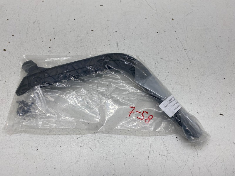 1494044 00 A ⭕ 20-24 Tesla Model Y Rear Side Bumper Retainer Bracket Right RH 1494044-00-A