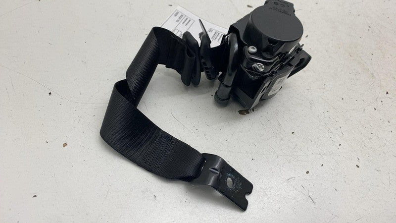 ⭕ 25-26 Model Y Rear Left or Right 2nd Row 2R Seat Belt & Retractor 38