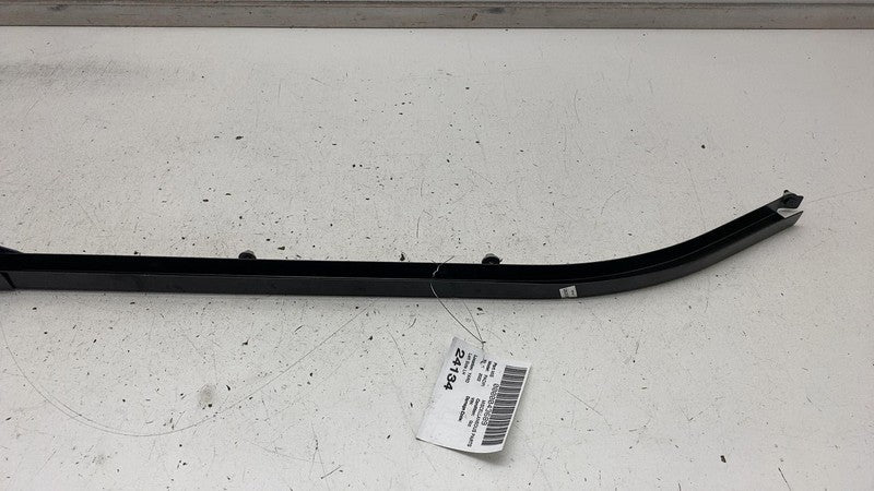 ⭕2017-2023 Chrysler Pacifica Rear Driver Door Upper Slide Roller Track