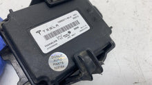 ⭕ 12-17 Tesla Model S Homelink Computer Garage Door Opener Module 1005371-00-A