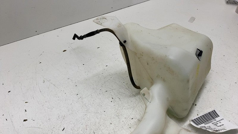 ⭕ 2019-2023 RAM 3500 Windshield Washer Fluid Reservoir Tank w/ Pump 68