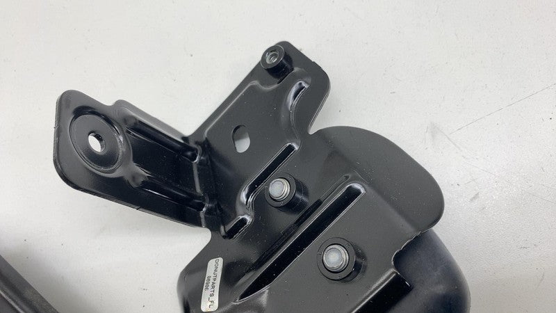 106001200D 2016-2020 Tesla Model X Rear Interior Trim Trunk Liftgate Tie Down Bracket 2 Set