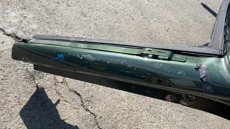 ⭕ 2022 2023 2024 Rivian R1T Top Roof Panel Structural Cut Out Assembly