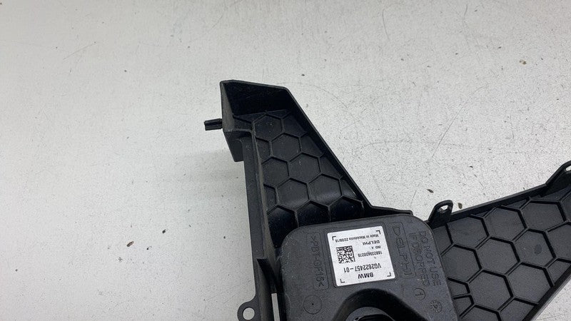 936054804 2018 2019 2020 BMW 530e Front Vehicle Sound Generator Speaker w/ Mount Bracket