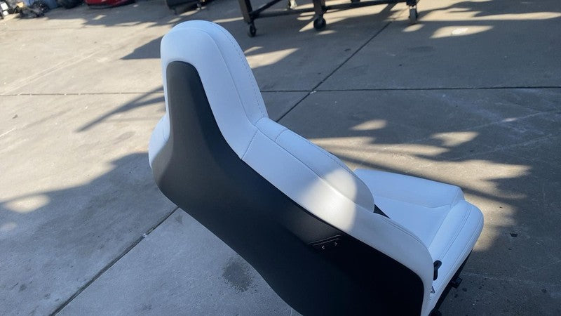 ⭕ 2016-2020 Tesla Model X Rear Passenger Side 2nd Row Seat Right Leath