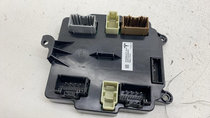 ⭕2016-2023 Tesla Model X Rear Falcon Controller Door Control Module 10