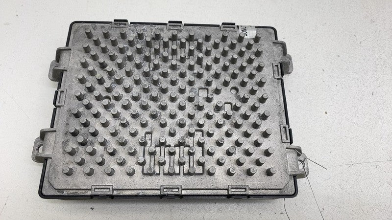 GMM92181000 2022-2024 Rivian R1T R1S Headlight Control Module LED Ballast Unit GMM92181000