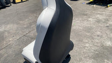 ⭕2016-2020 Tesla Model S Front Right 1st Row Seat Upper & Lower Cushion Assembly