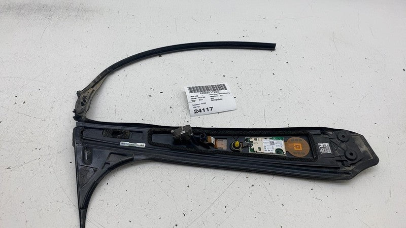 ⭕ 21-24 Model X Right B-Pillar Applique Trim Mold w/ Camera & Seal 174