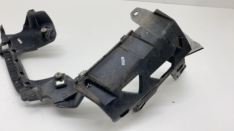 A1668852924 2016-2019 Mercedes-Benz GLE350 Rear Driver Left Bumper Mount Support Bracket OEM