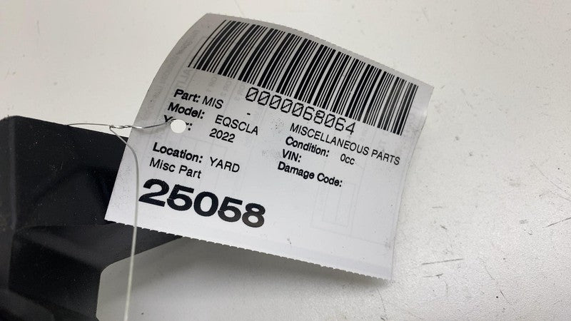 A 297 832 01 00 ⭕ 2022 Mercedes-Benz EQS 450+ Front Right Water Drain Valve Tube OEM A2978320100