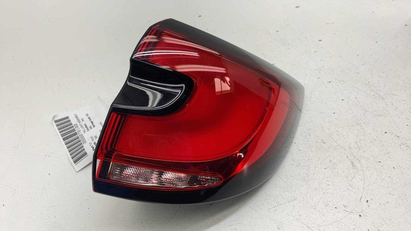 68424932AC ⭕ 2021-2025 Chrysler Pacifica Rear Right Side Outer Tail Light Lamp 68424932AC