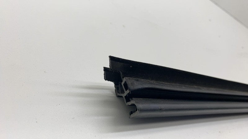 2018-2023 BMW 530e G30 Front Left Side Door Window Rubber Seal Belt St