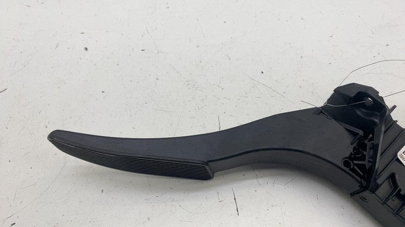 04581677AB ⭕ 2018 2019 2020 Chrysler Pacifica Gas Foot Pedal Accelerator Sensor 04581677AB