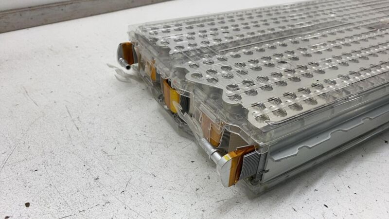 1028691 20 B 2012-2015 Tesla Model S MS Battery Module Pack (14p) 60kWh (Read Description)
