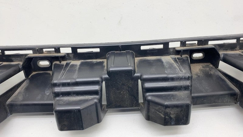 A 166 885 41 65 2016-2019 Mercedes-Benz GLE350 Rear Bumper Center Mount Bracket Support Assembly