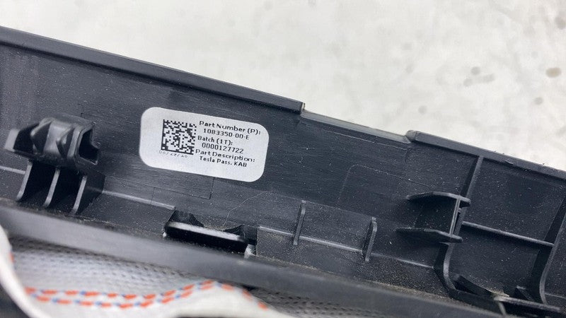 ⭕ 2017-2023 Tesla Model 3 Right Lower Knee Safety Airbag Module RH 107