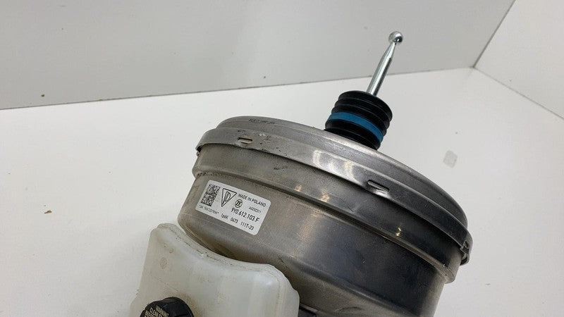 9Y0 612 103 F ⭕ 19-25 Porsche Cayenne Brake Booster w/ Master Cylinder & Reservoir 9Y0612103F