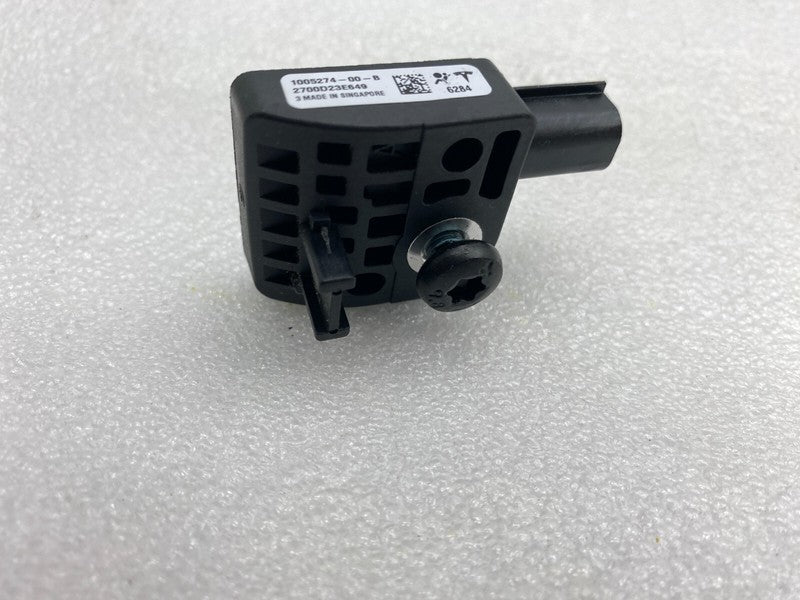 100527400B ⭕12-20 Model S Front Left or Right Acceleration Crash Impact Sensor 1005274-00-B