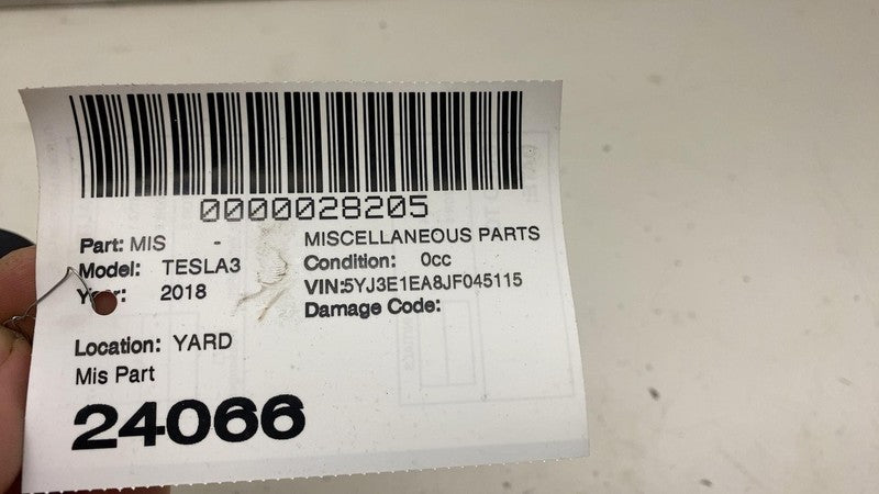 ⭕ 2017-2022 Tesla Model 3 Rear Driver Exterior Taillight Outer Tail Lamp Left LH