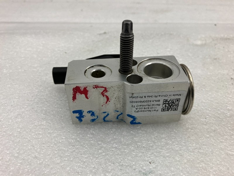 1101878 00 A ⭕ 17-23 Model 3 TXV Air Conditioner Heater Core Valve Tube Sensor 1101878-00-A
