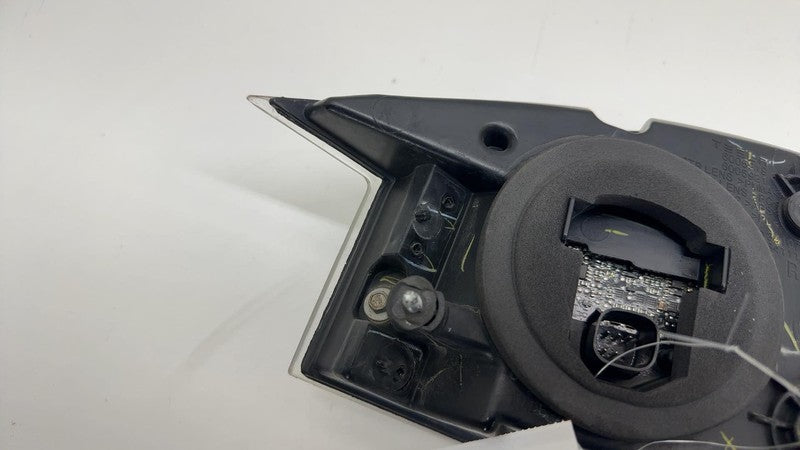 ⭕ 2012-2022 Tesla Model S Rear Taillight LED Outer Tail Lamp Right 600