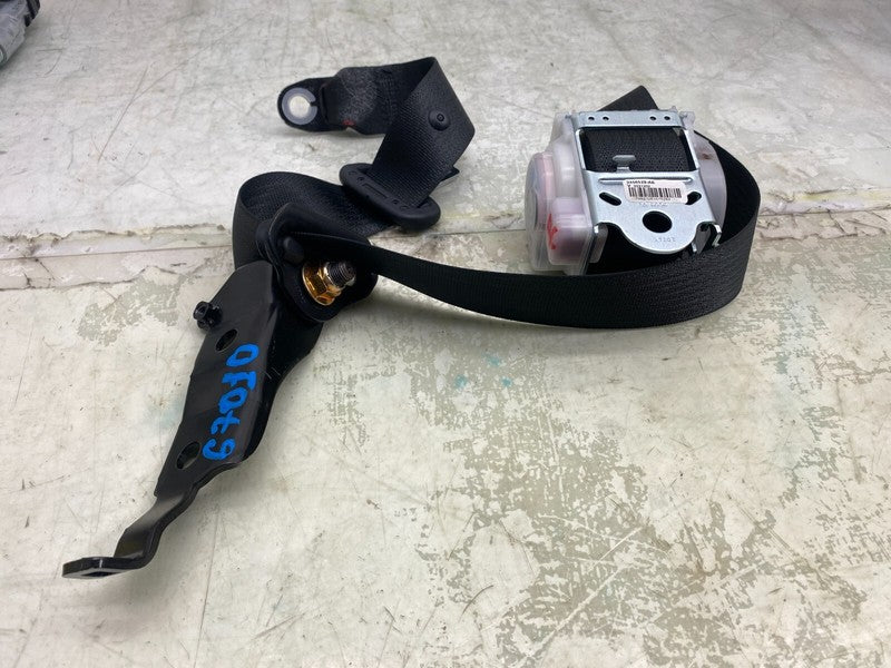 1023136 00 C ⭕ 16-20 Model S MS Rear Left or Right 2nd Row Seat Belt & Retractor 1023136-00-C