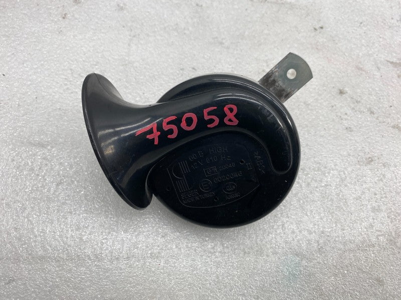 A050690 ⭕2012-2020 Tesla Model S Seger High Pitch Tone Horn 12V 510 Hertz w/ Bracket OEM