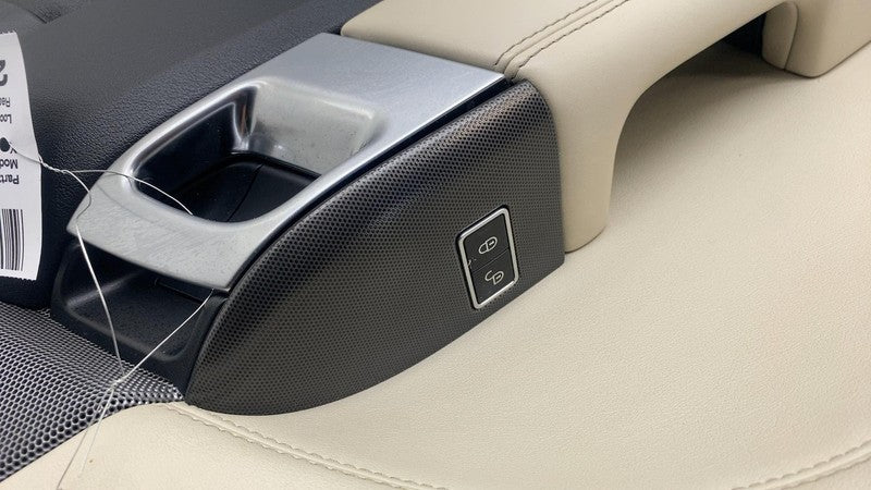 ⭕ 2014-2017 Land Range Rover Sport  Rear Driver Left Side Door Panel Trim Card