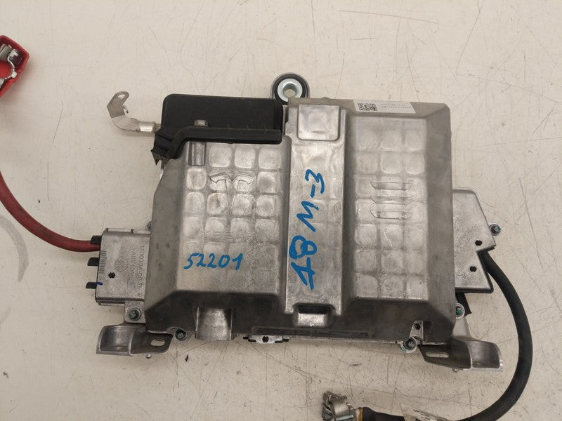 1100334 00 D 2017-2023 Tesla Model 3 Front Suspension Electrical Control Module Unit Assembly