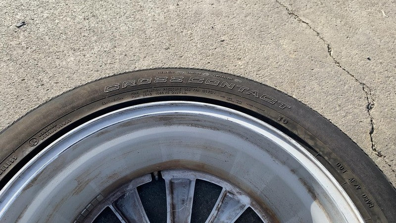 ⭕ 16-20 Model X Rear Wheel Rim 20 x 9.5J + 40MM w/ Continental Tire 10