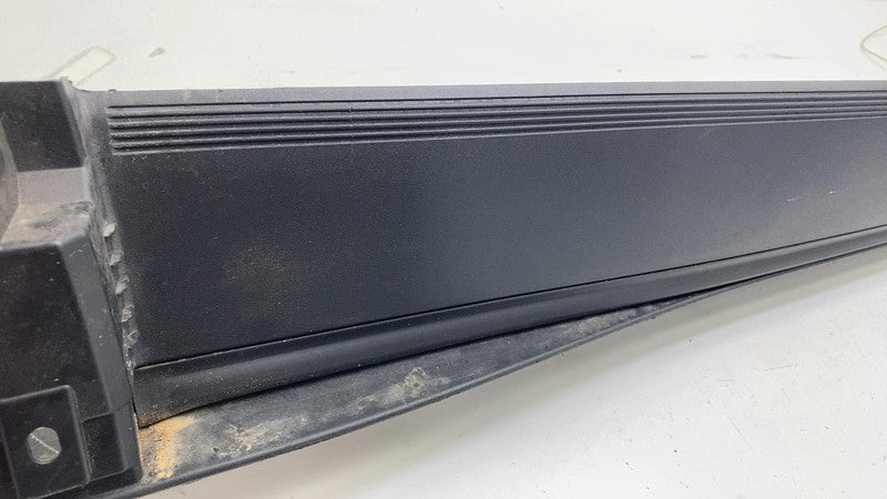 ⭕ 2021-2023 Ford Mustang Mach-E Passenger Side Rocker Skirt Panel Molding Right