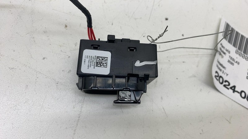 108103801D ⭕ 2017-2023 Tesla Model 3 Y Power Window Master Switch + Plug Right 1081038-01-D