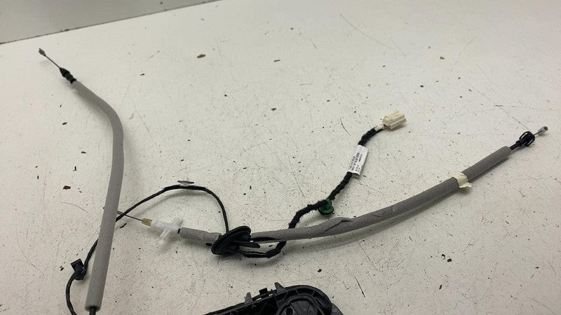 Outside Door Handle VOLKSWAGEN ID4 Right 25