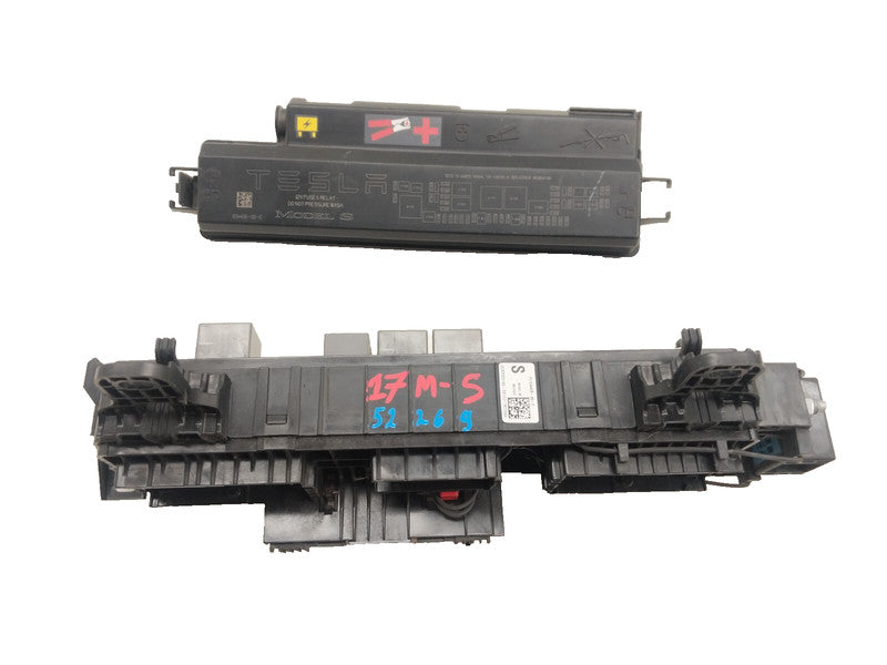 1034406 00 C ⭕16-20 Model S Front Trunk Engine Bay Under Hood Fuse Box Cover 12V 1034406-00-C